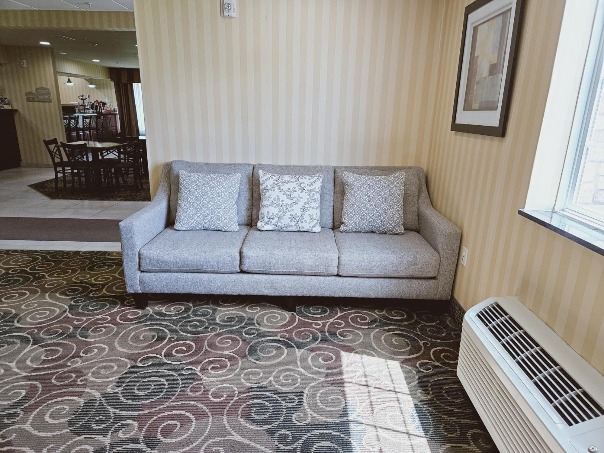Cobblestone Inn & Suites - Bloomfield Exteriér fotografie