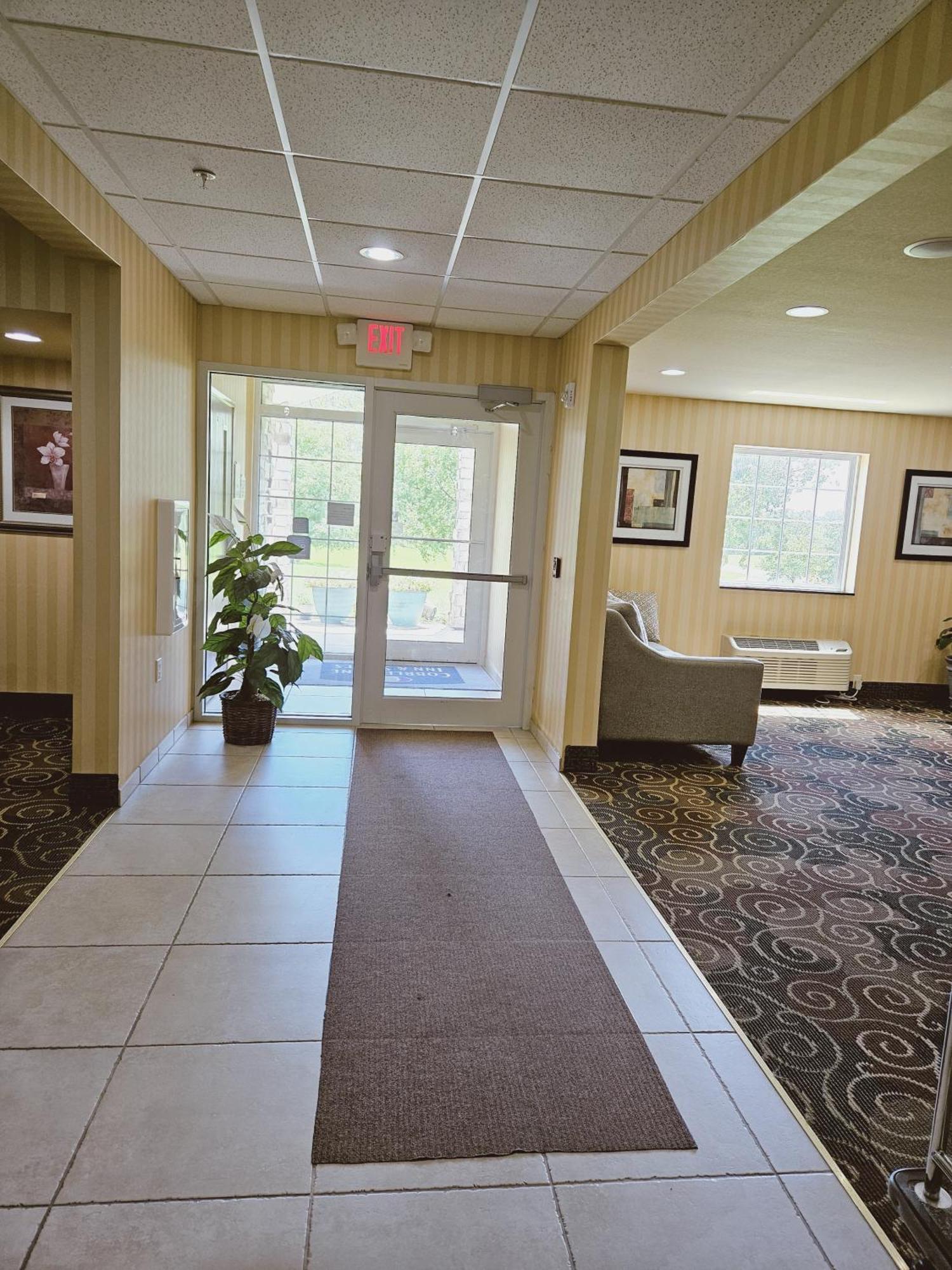 Cobblestone Inn & Suites - Bloomfield Exteriér fotografie