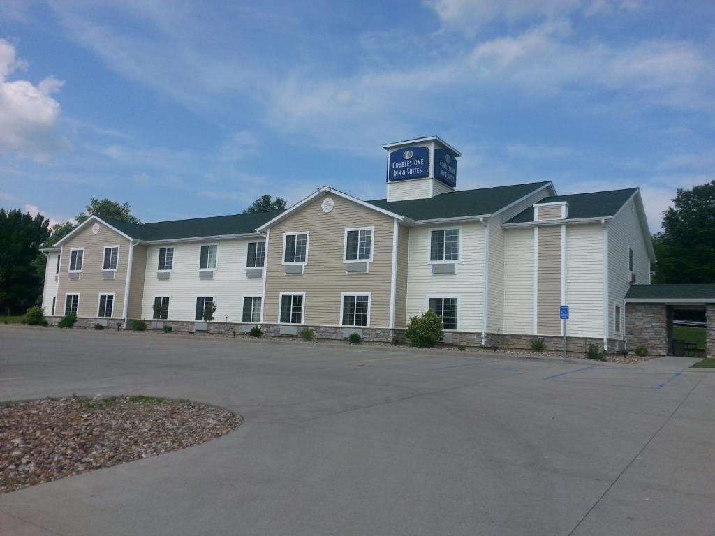 Cobblestone Inn & Suites - Bloomfield Exteriér fotografie