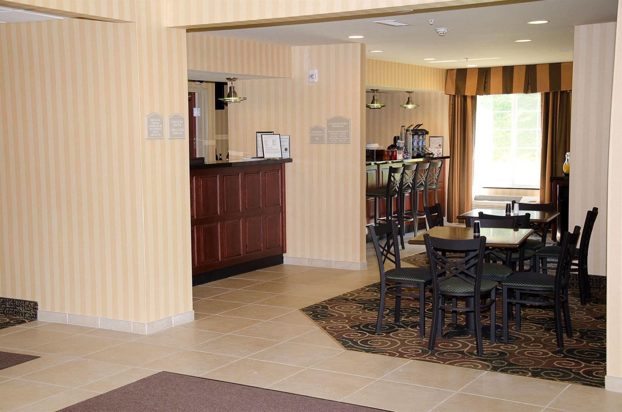 Cobblestone Inn & Suites - Bloomfield Exteriér fotografie